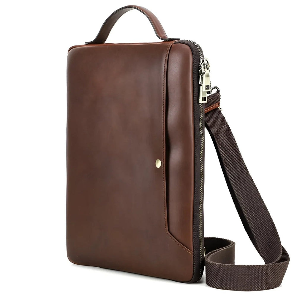 Stylish leather laptop bag MacBookPro 14.2, perfect for professional use and everyday carry.